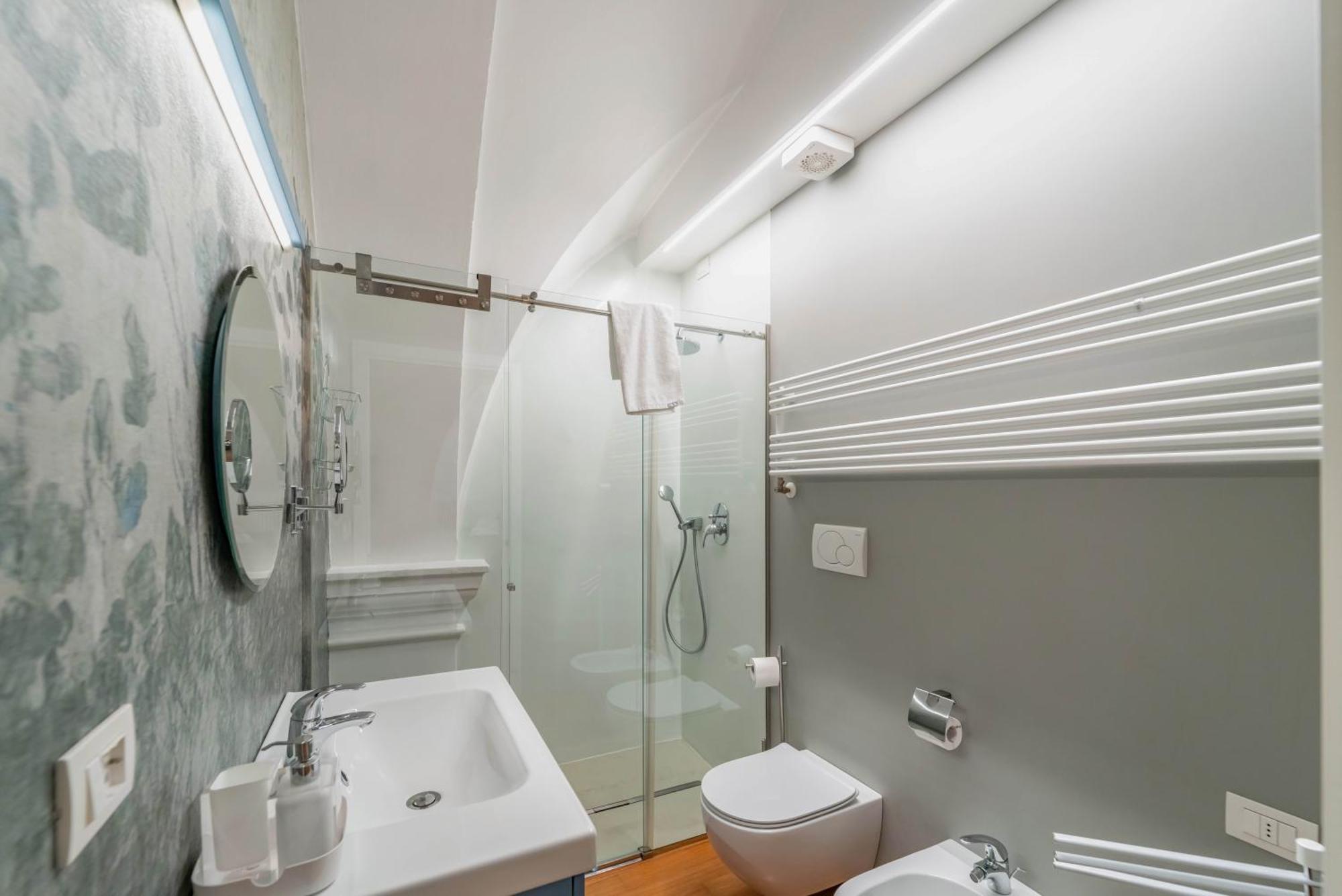 Апартаменты Modern Flat - Borgonuovo 23 Болонья Экстерьер фото